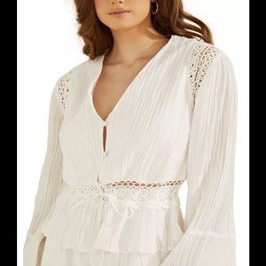 Beautiful Guess cotton top, new white, size medium